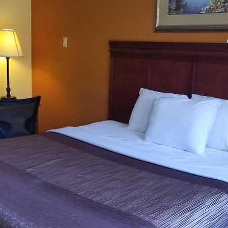 Lotus By Hotel Inn Ontario Exterior foto